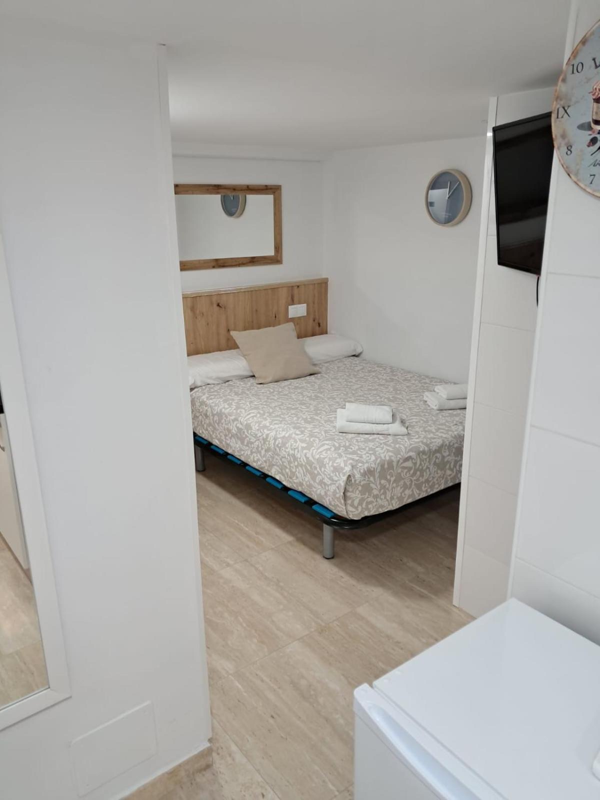 New Hortaleza Coliving Hotel Madrid Exterior photo